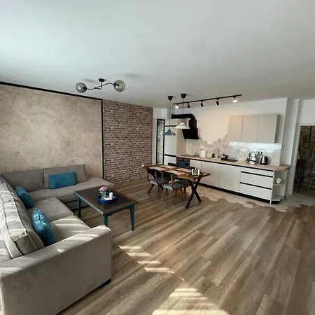 شقة Platinum Luxury Industrial Unit City-center