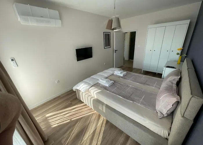 아파트 Platinum Luxury Industrial Unit City-center 플로브디프